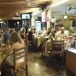 Alla Pergola Отель 3*
