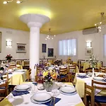 Alla Pergola 3* Бибионе