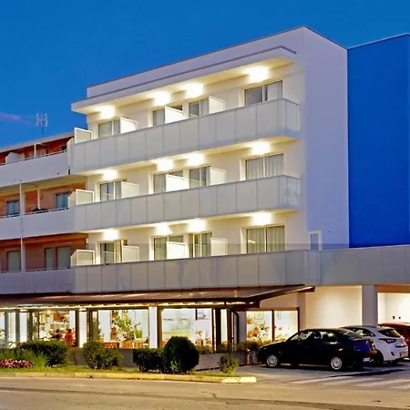 Hotel Pergola 3*