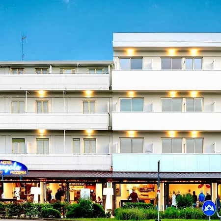 Pergola 3* Bibione