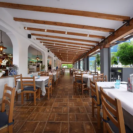 Alla Pergola Hotell Bibione