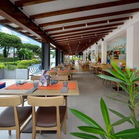 Alla Pergola Hotell 3*